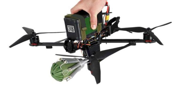 FPV Drohne mit Netzwerfer